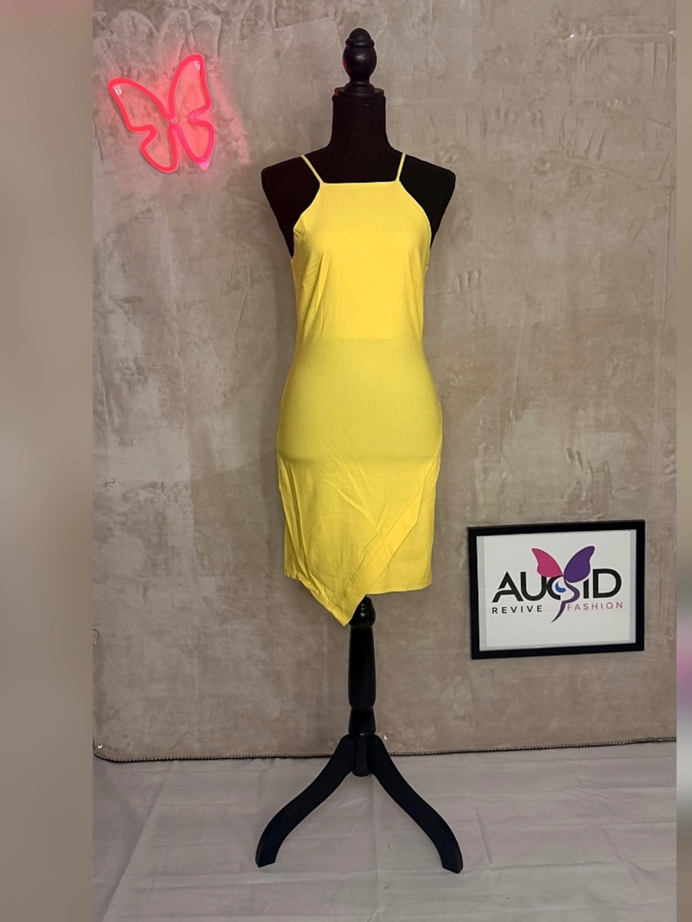 he Vintage Shop Yellow Bodycon Dress Medium Halter Asymmetric Hem Spaghetti Stra